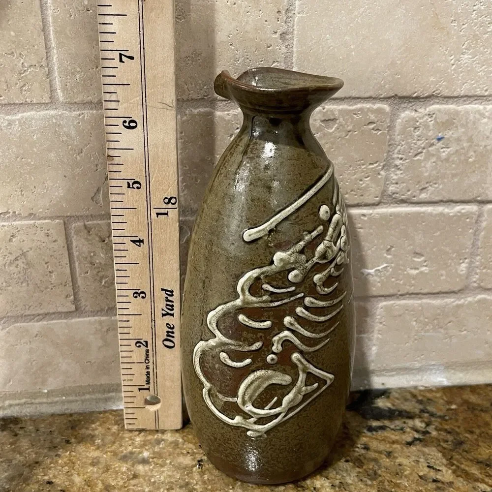 Studio Art Pottery Vase 6.5 Inch Olive Green Fish Skeleton Fossil‎ Signed